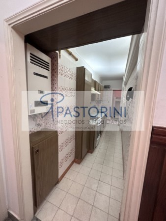 AMPLIO DPTO 3 AMB EN VENTA  + DEPENDENCIA en el CENTRO 