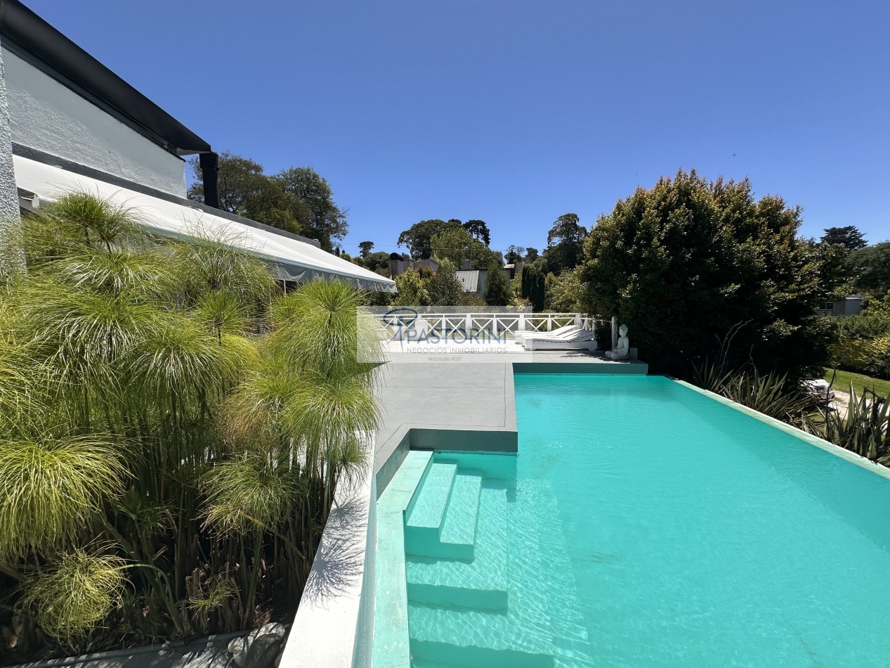 VENDEMOS ESPECTACULAR CASA EN SIERRAS DE LOS PADRES