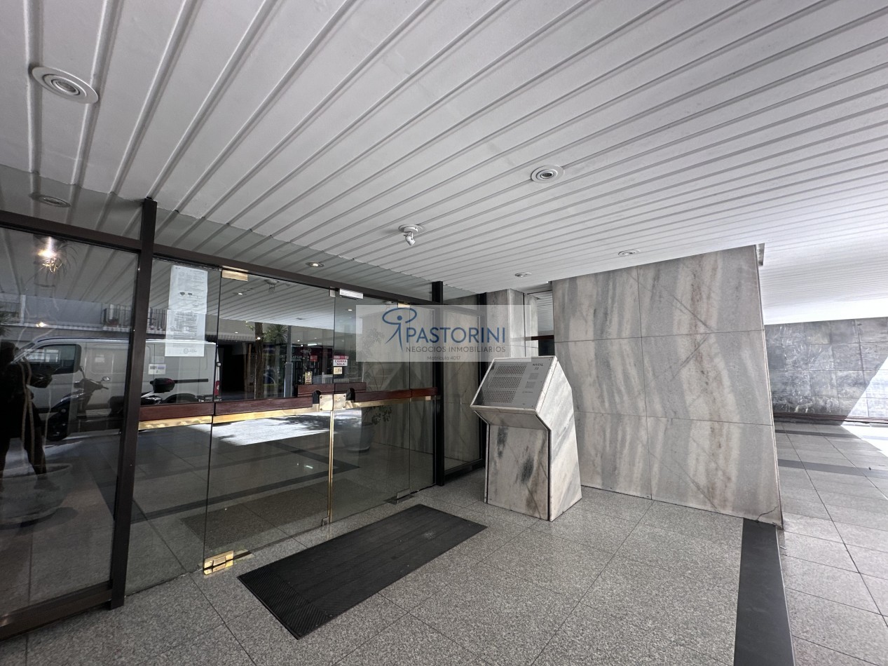 Impecable 2amb con balcon en Maral 33 - Plaza Colon 