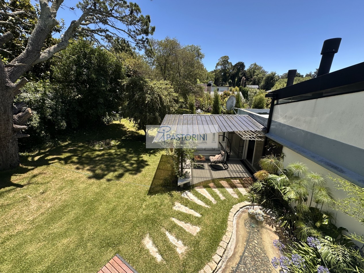 VENDEMOS ESPECTACULAR CASA EN SIERRAS DE LOS PADRES