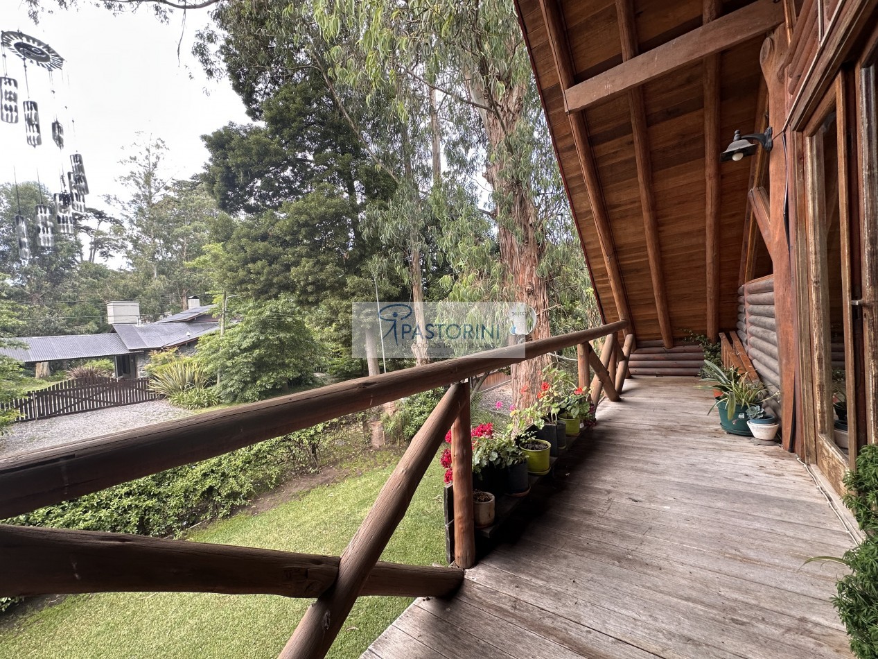 Vendemos hermosa casa en el Bosque Peralta Ramos 
