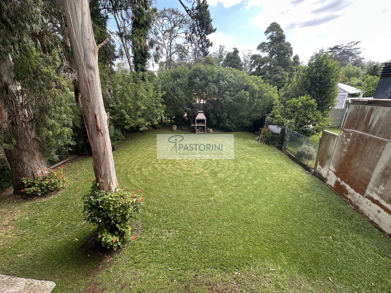 Vendemos hermosa casa en el Bosque Peralta Ramos 