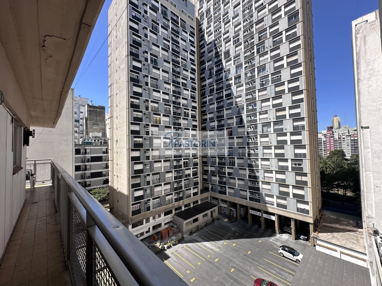 Impecable 2amb con balcon en Maral 33 - Plaza Colon 
