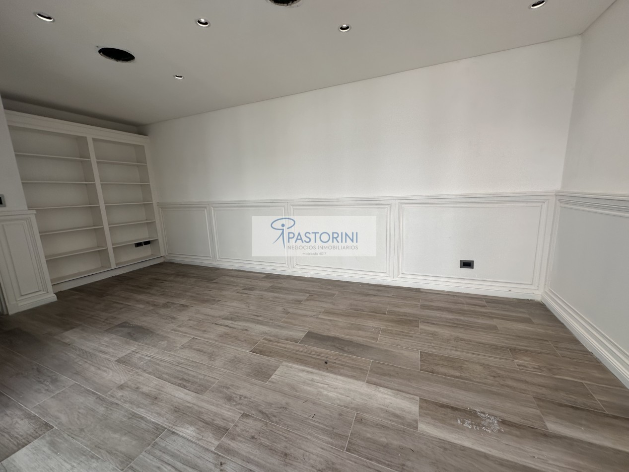 Alquilamos ideal centro de oficinas y/o consultorios