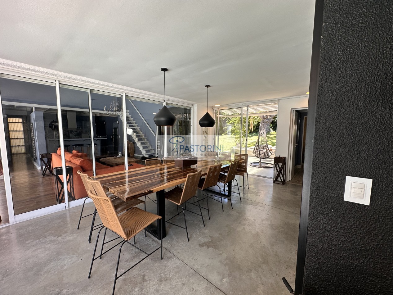 VENDEMOS ESPECTACULAR CASA EN SIERRAS DE LOS PADRES