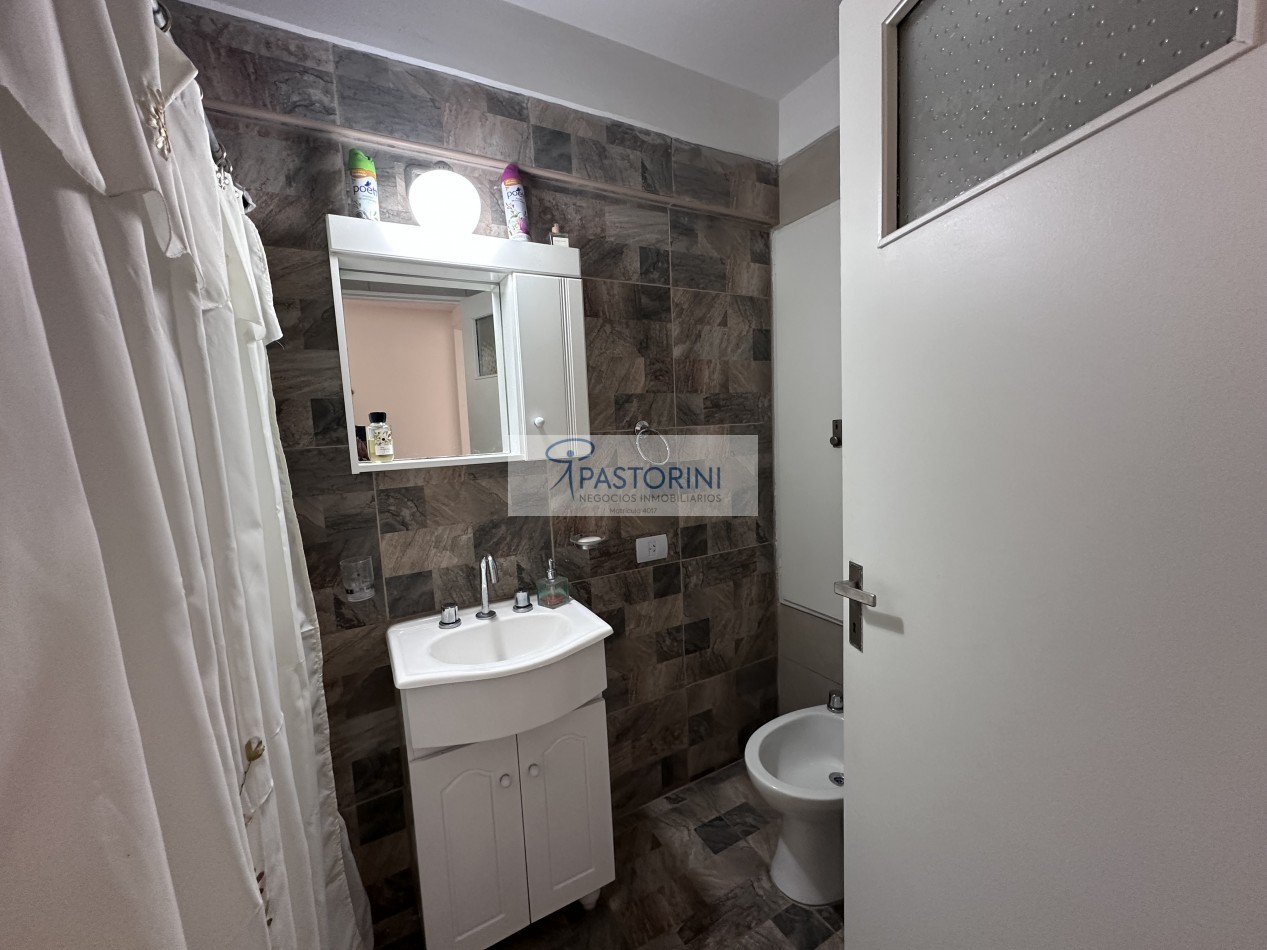 Impecable 2amb con balcon en Maral 33 - Plaza Colon 