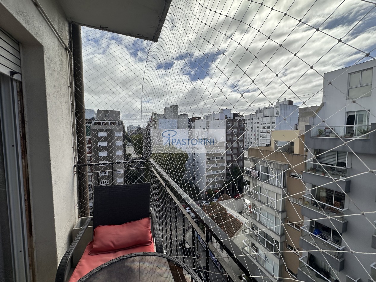 VENDEMOS AMPLIO 3AMB con COCH+BAULERA a metros de PLAZA MITRE