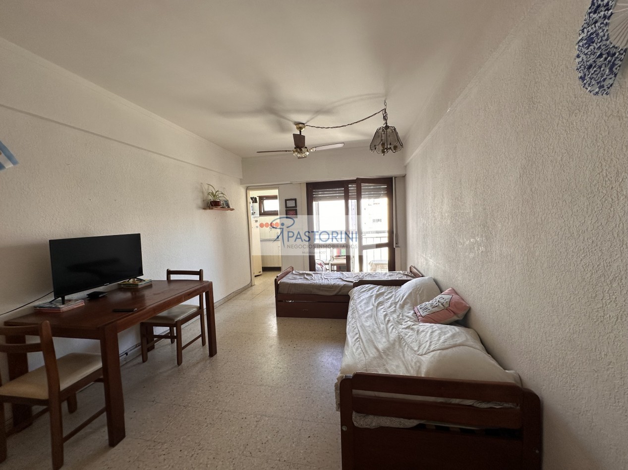 MONOAMBIENTE a metros del mar