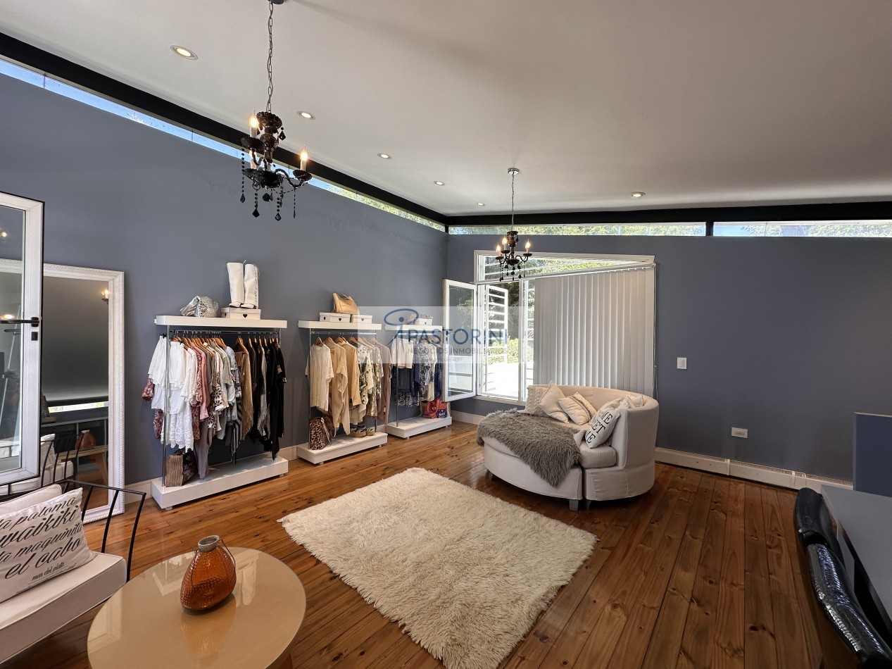 VENDEMOS ESPECTACULAR CASA EN SIERRAS DE LOS PADRES