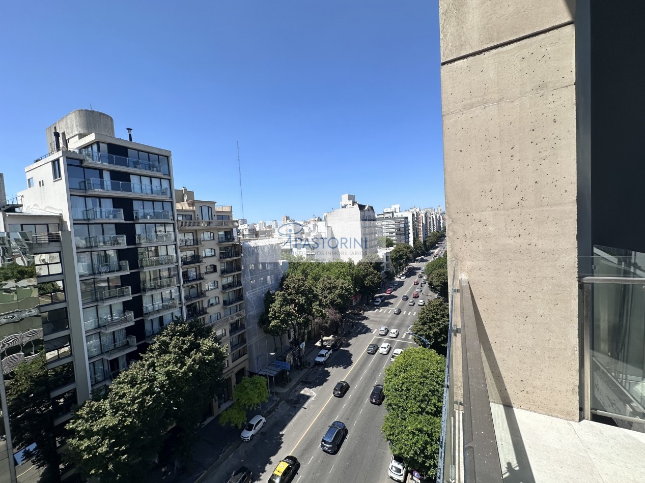 Vendemos Semipiso de 2 amb en Plaza Mitre con COCH y baulera