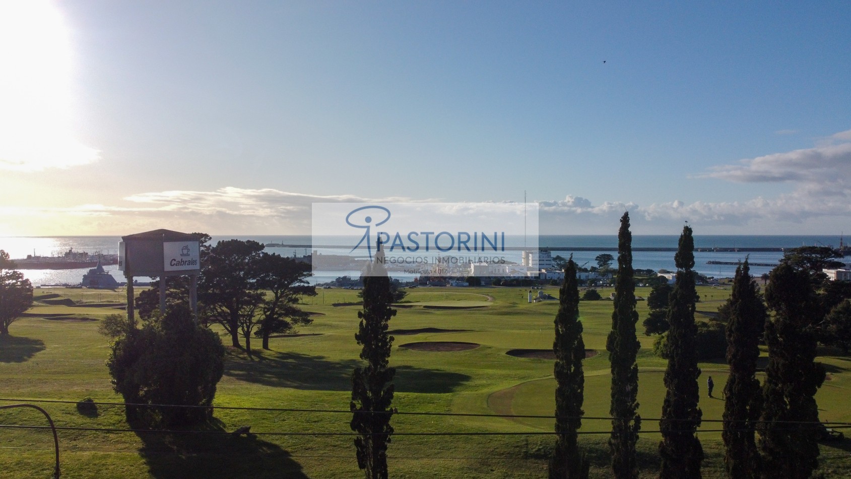 Piso en pozo en venta frente al golf...frente al mar