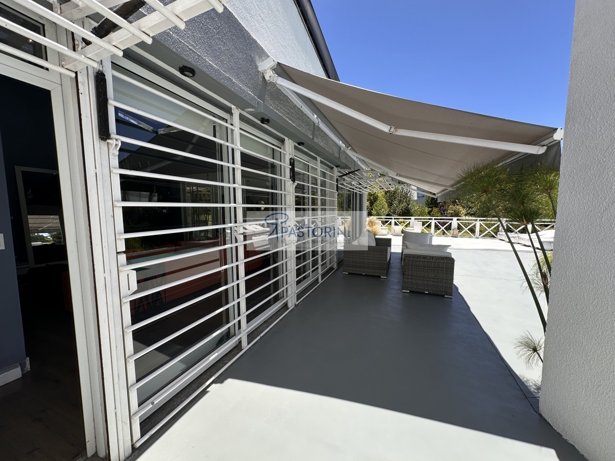 VENDEMOS ESPECTACULAR CASA EN SIERRAS DE LOS PADRES