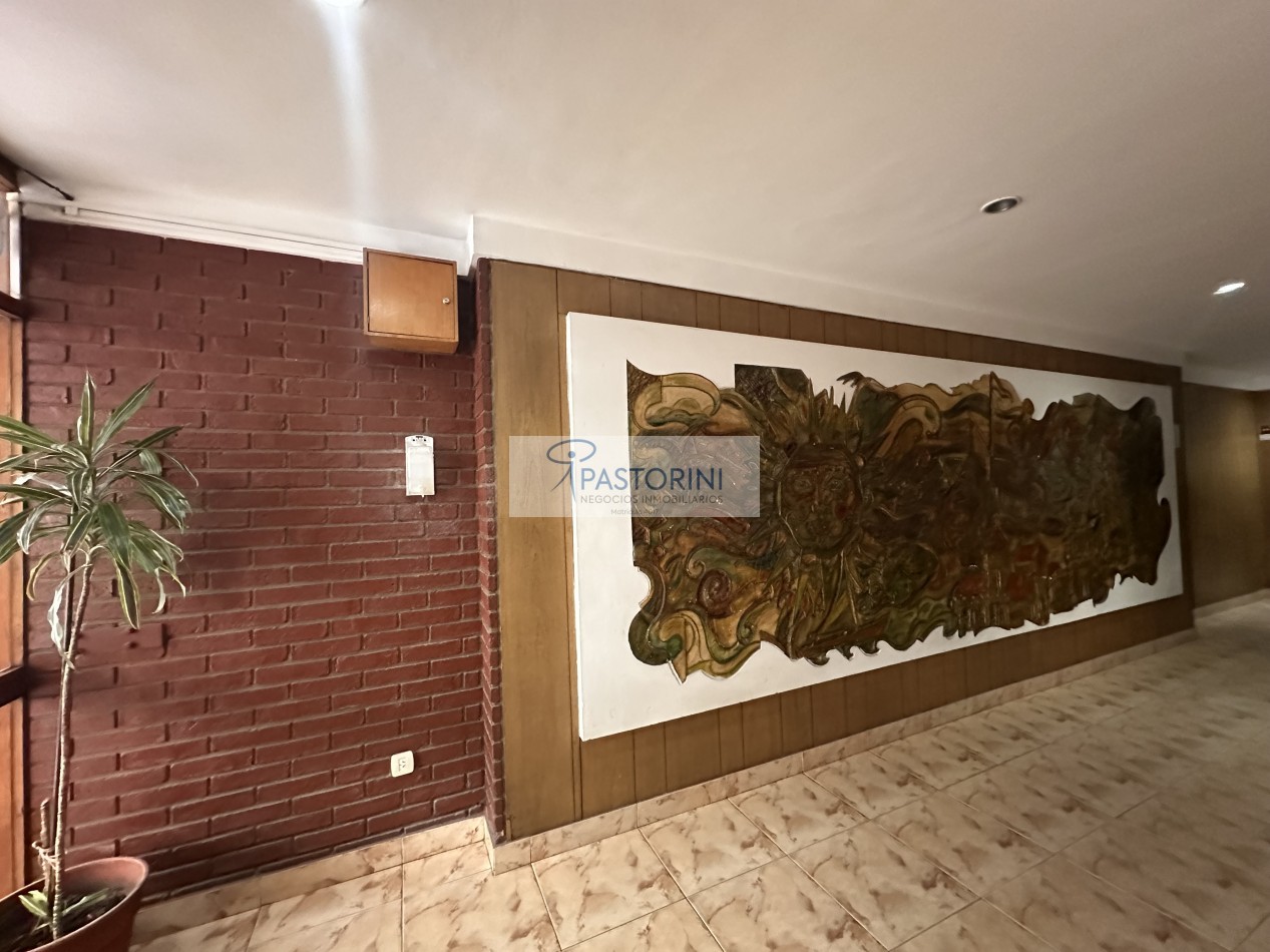 VENDEMOS AMPLIO 3AMB con COCH+BAULERA a metros de PLAZA MITRE