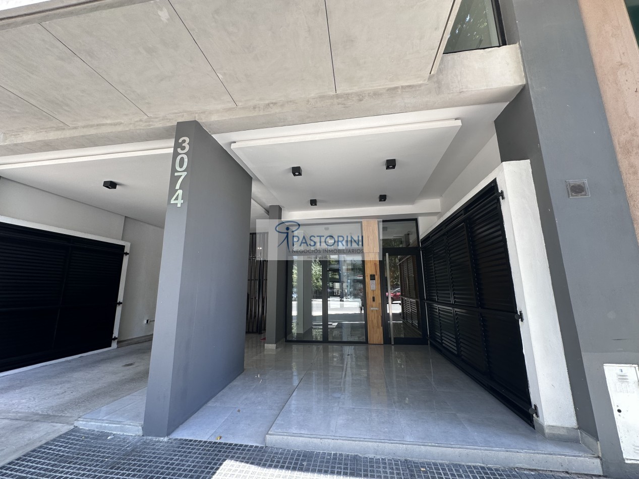 Vendemos Semipiso de 2 amb en Plaza Mitre con COCH y baulera