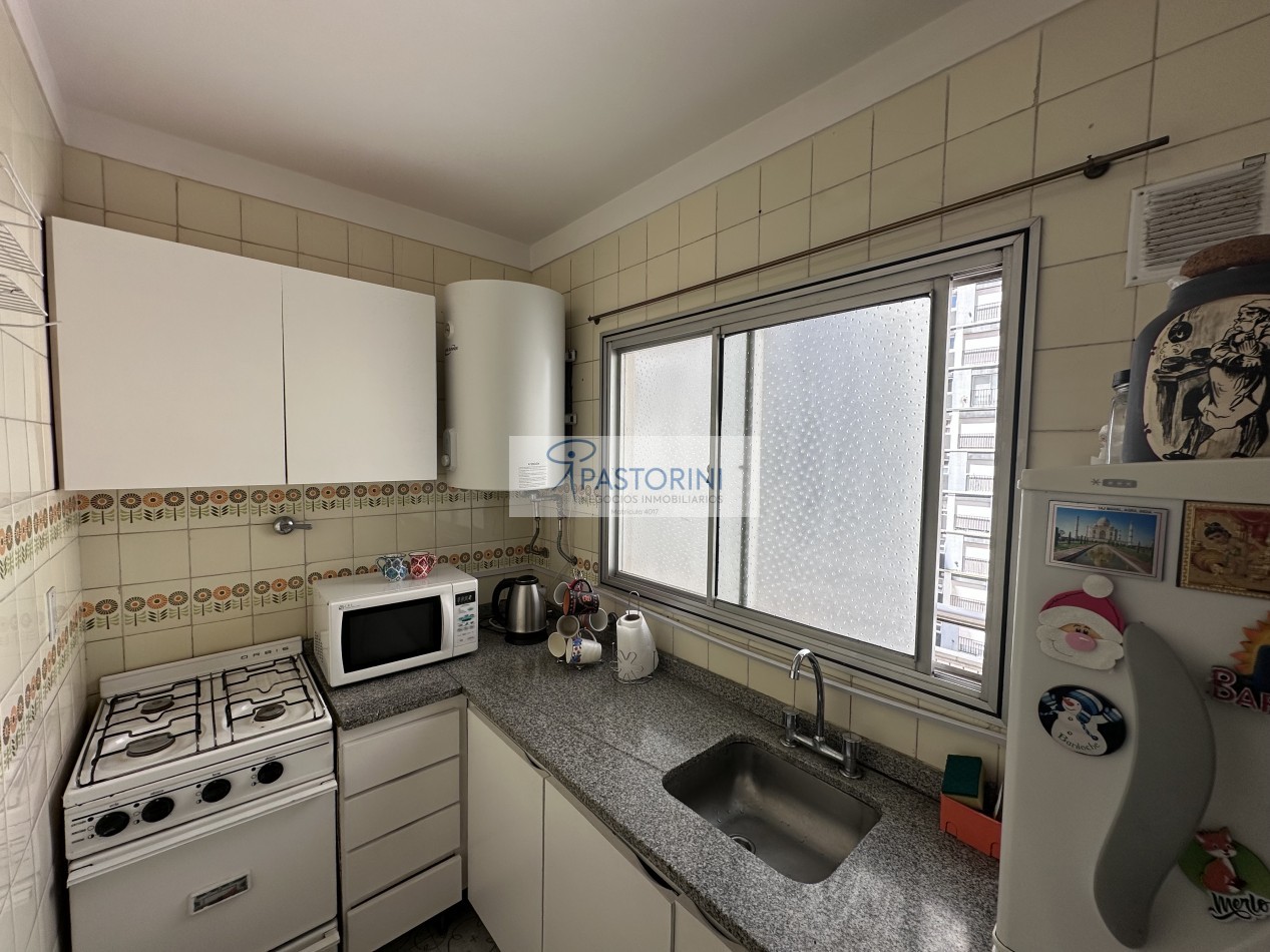 Impecable 2amb con balcon en Maral 33 - Plaza Colon 