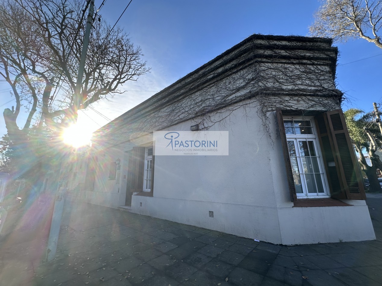 Alquilamos ideal centro de oficinas y/o consultorios