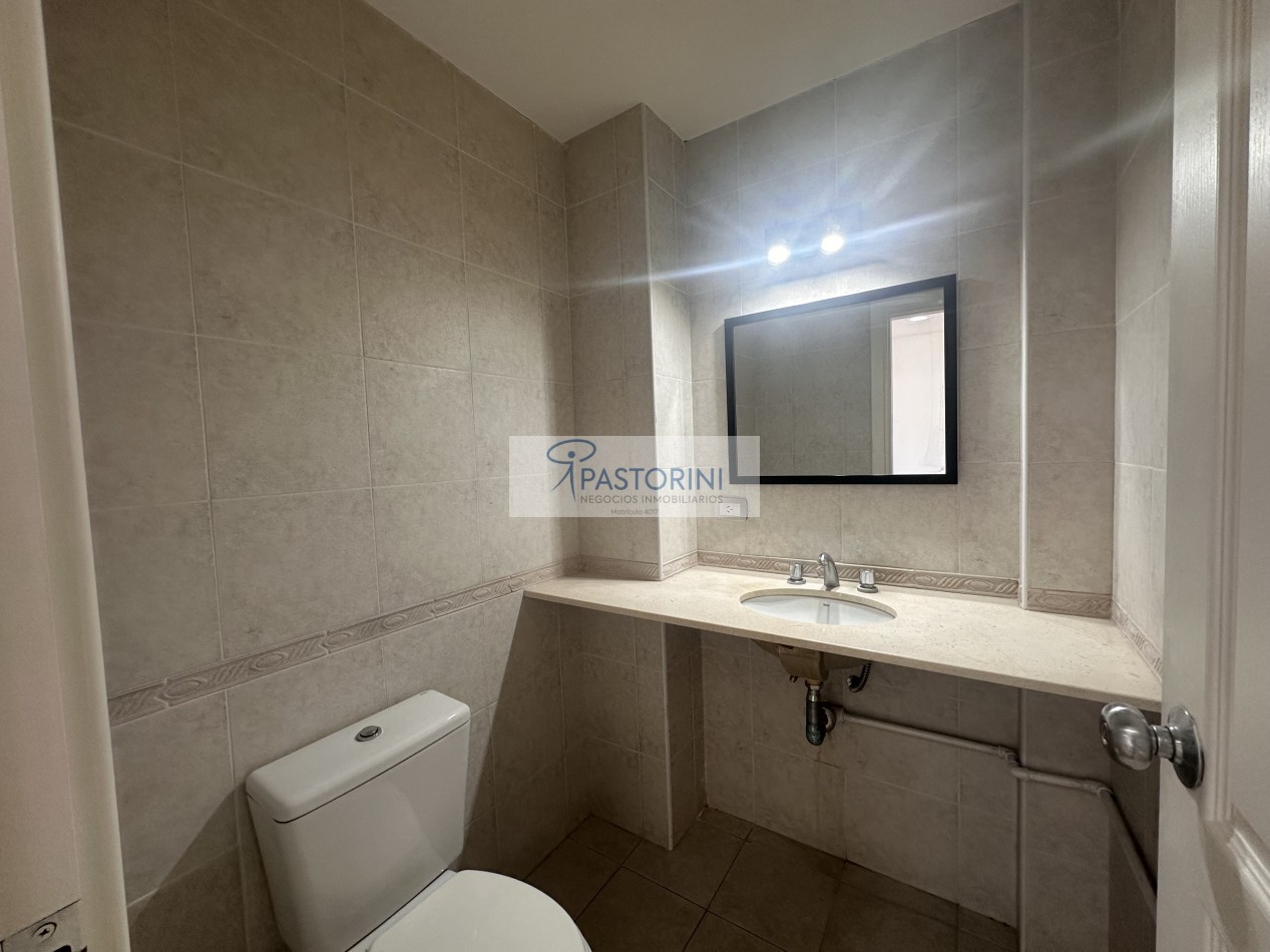 ALQUILAMOS  hermosa OFICINA zona GUEMES