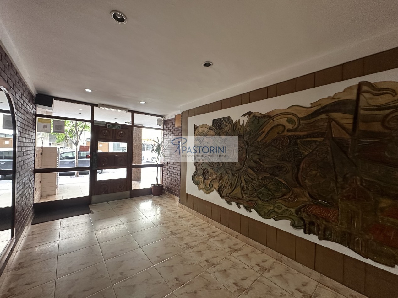 VENDEMOS AMPLIO 3AMB con COCH+BAULERA a metros de PLAZA MITRE