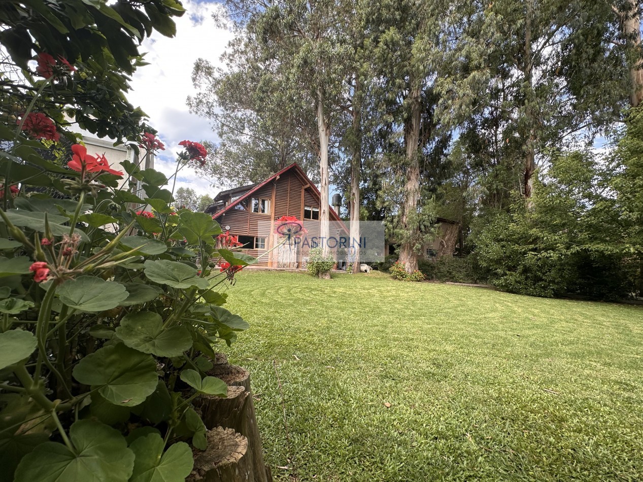 Vendemos hermosa casa en el Bosque Peralta Ramos 