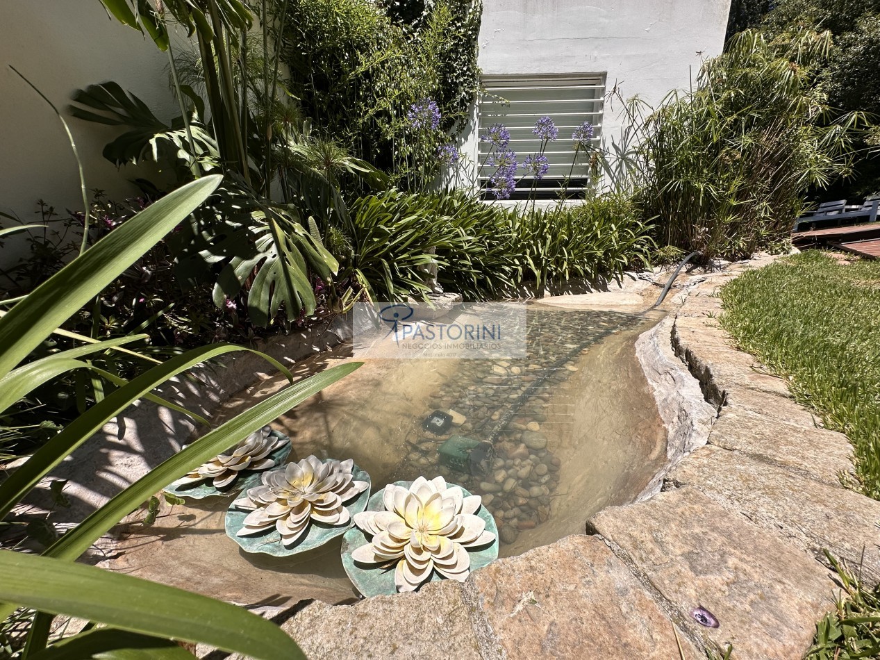 VENDEMOS ESPECTACULAR CASA EN SIERRAS DE LOS PADRES