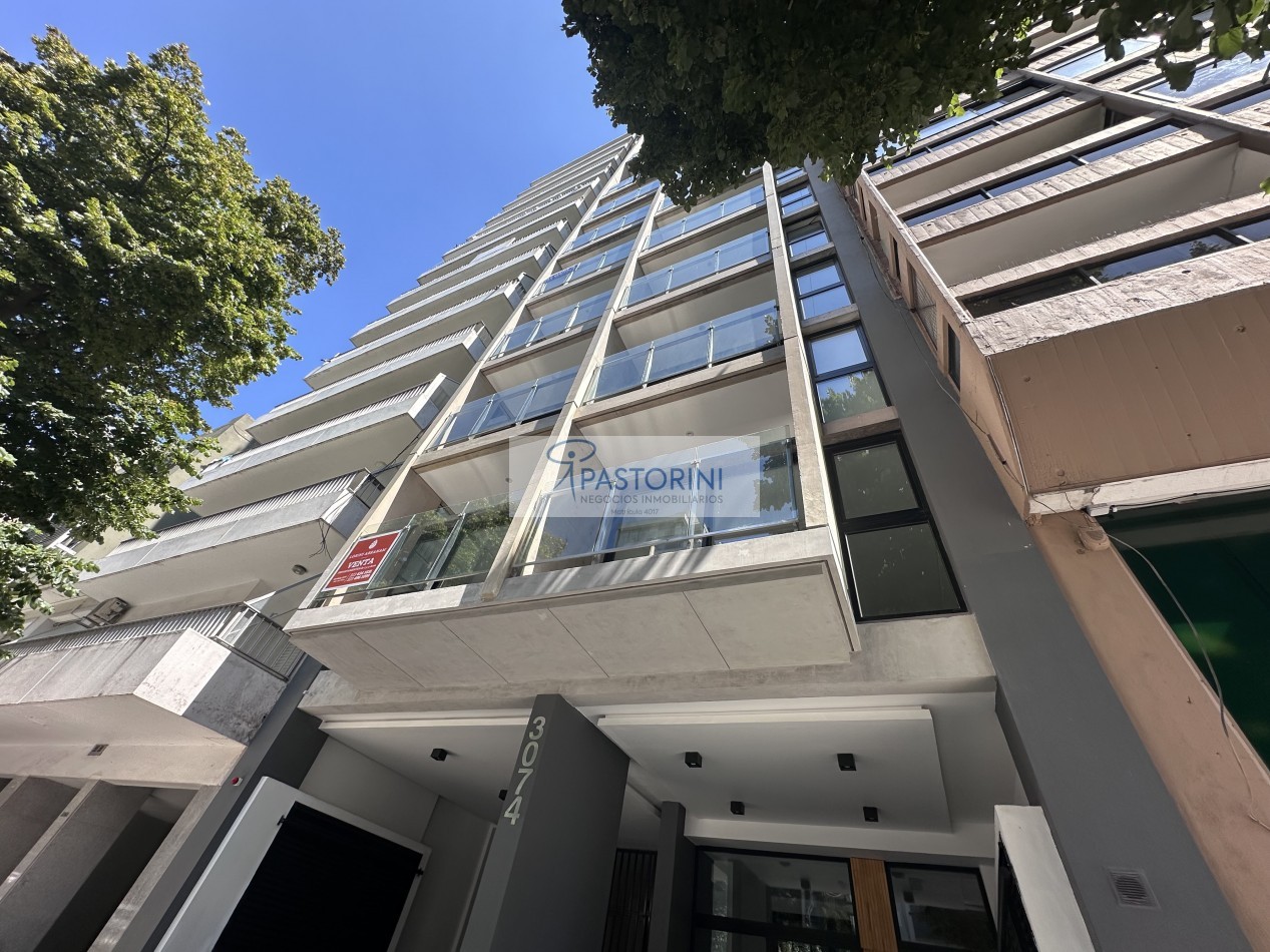 Vendemos Semipiso de 2 amb en Plaza Mitre con COCH y baulera
