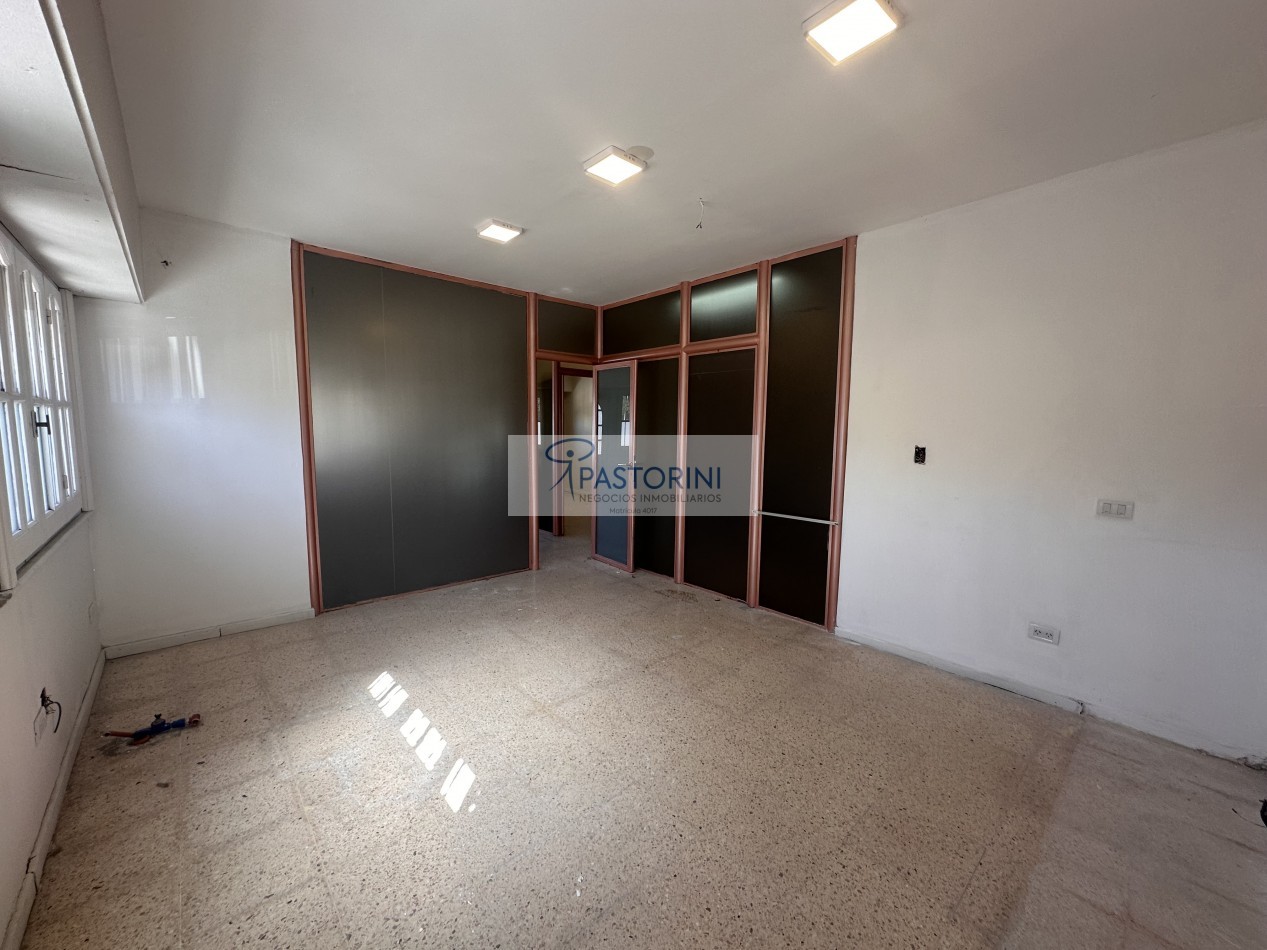 ALQUILAMOS CENTRO CONSULTORIOS/OFICINAS en Chauvin
