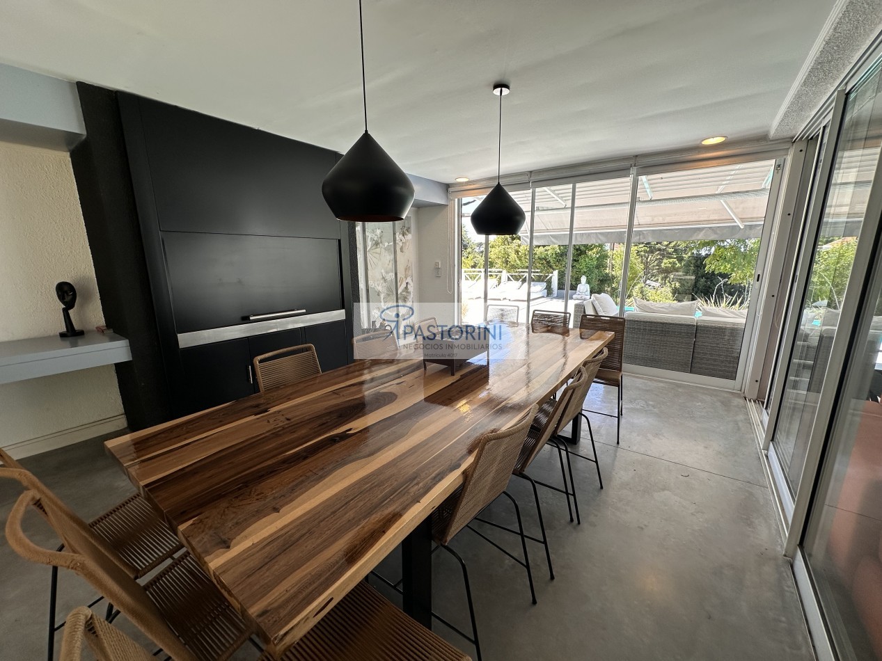 VENDEMOS ESPECTACULAR CASA EN SIERRAS DE LOS PADRES