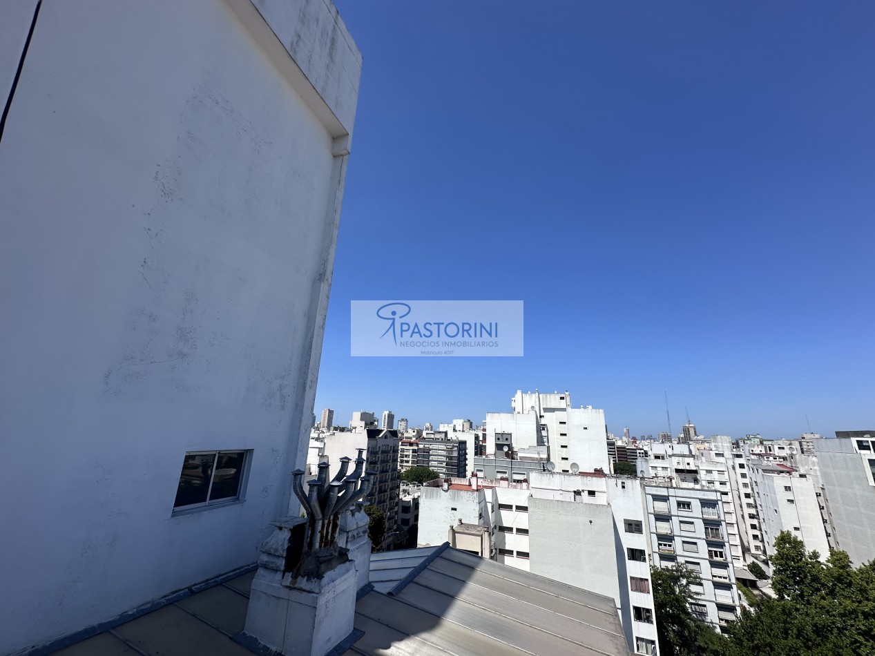 Vendemos Semipiso de 2 amb en Plaza Mitre con COCH y baulera