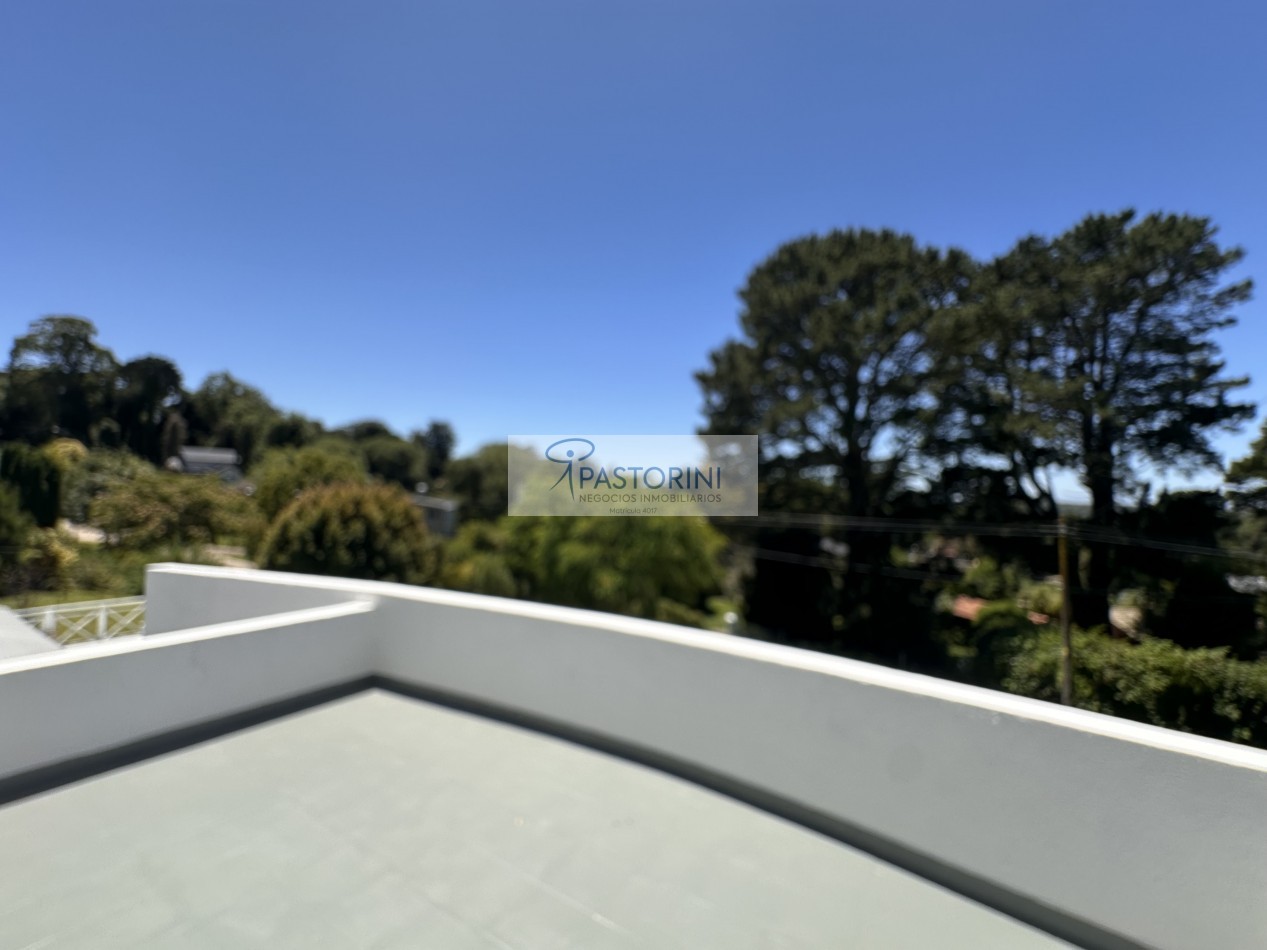 VENDEMOS ESPECTACULAR CASA EN SIERRAS DE LOS PADRES