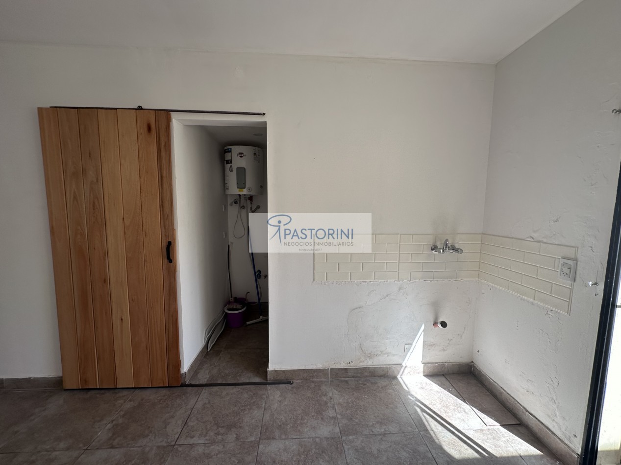 LOCAL impecable en VENTA sobre Av.Libertad