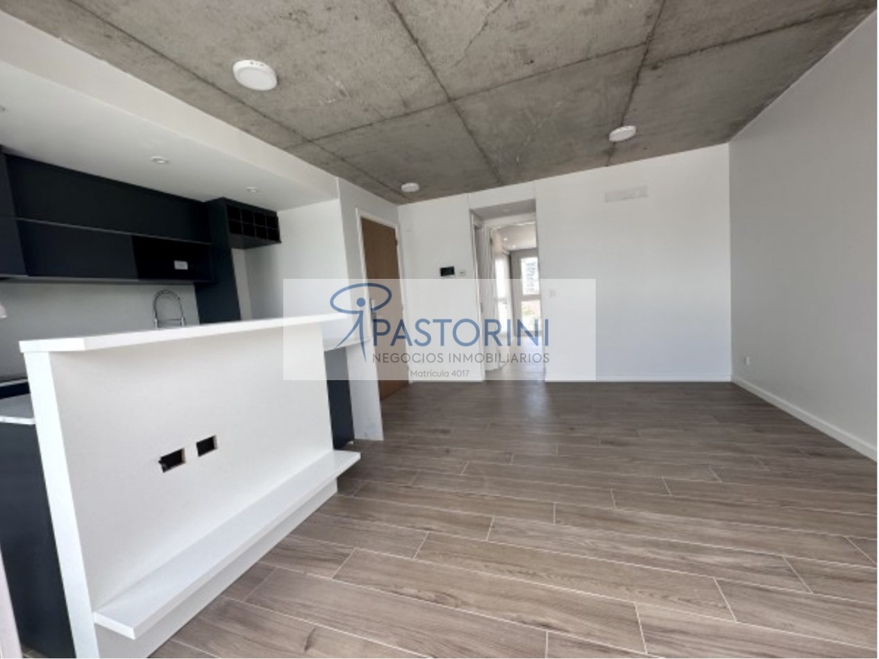 ALQUILAMOS MODERNO SEMIPISO de 2amb  con COCH en Plaza Mitre 