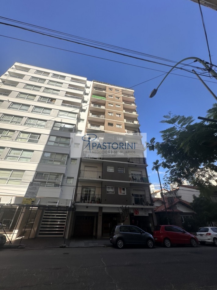 VENDEMOS AMPLIO 3AMB con COCH+BAULERA a metros de PLAZA MITRE