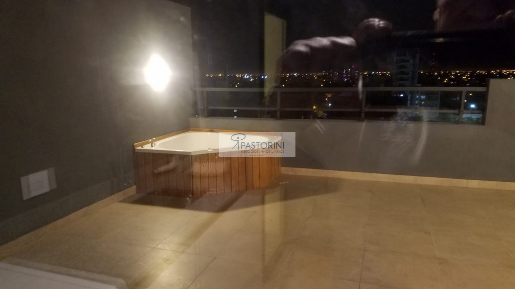 Semipiso de 3amb con terraza privada equipada
