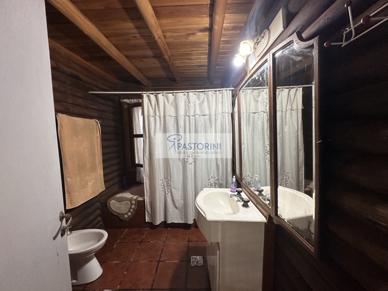 Vendemos hermosa casa en el Bosque Peralta Ramos 