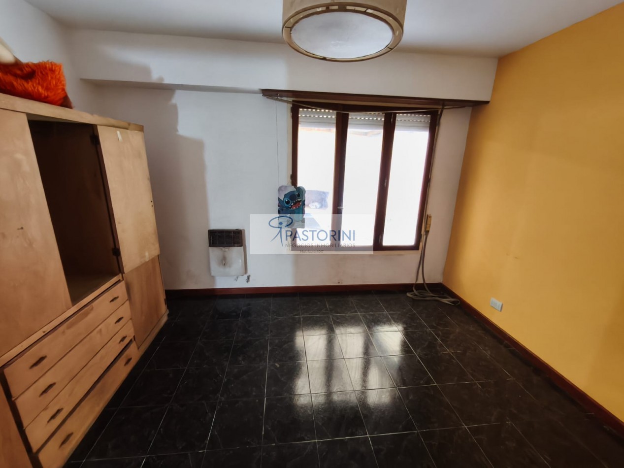 Vendemos Chalet con parque  cerca de Constitucion