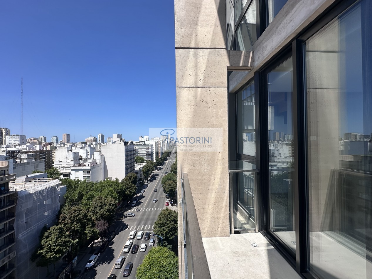 Vendemos Semipiso de 2 amb en Plaza Mitre con COCH y baulera