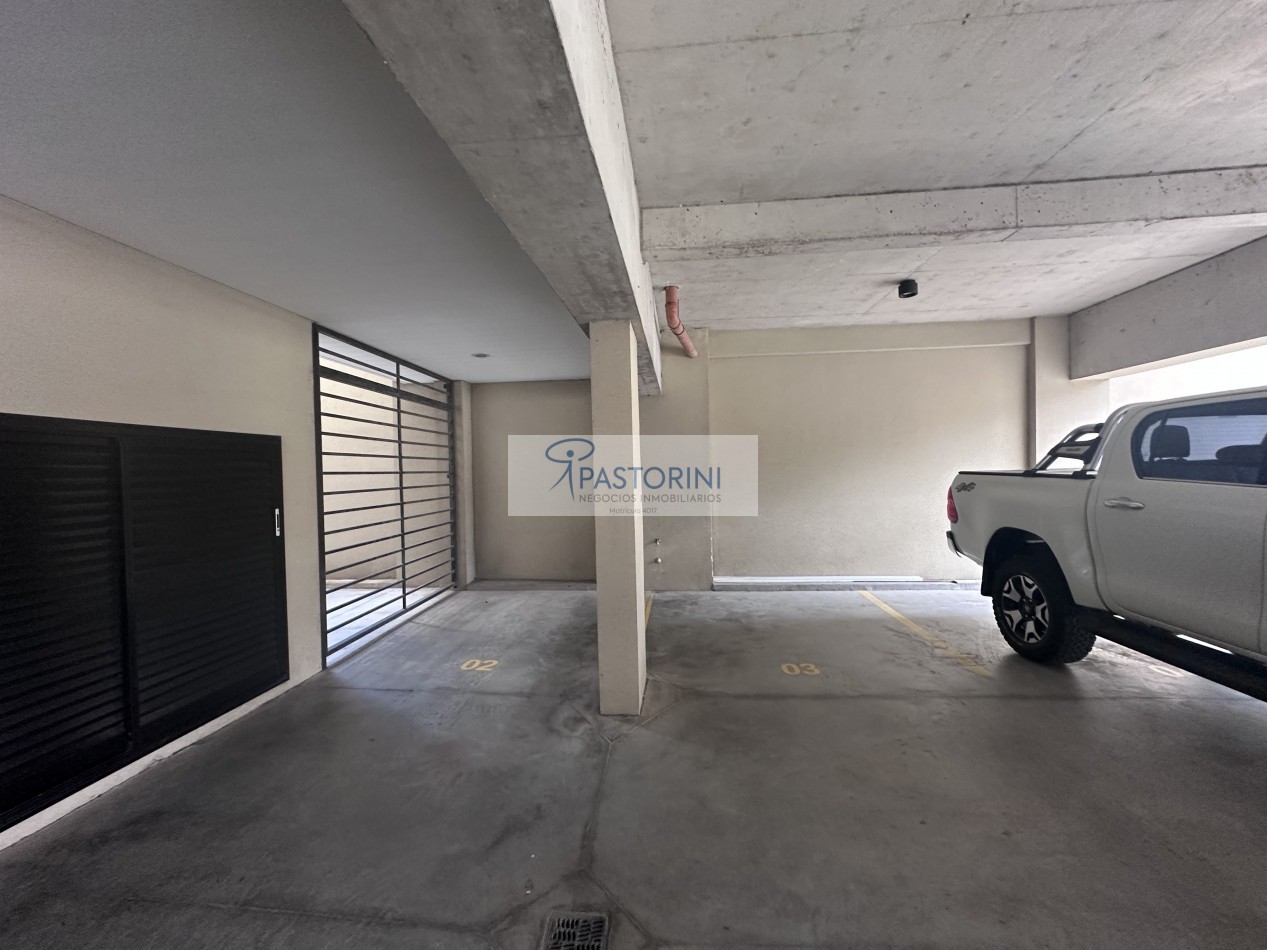 AMPLIO 2 AMB PREMIUM con COCHERA y TERRAZA PRIVADA 