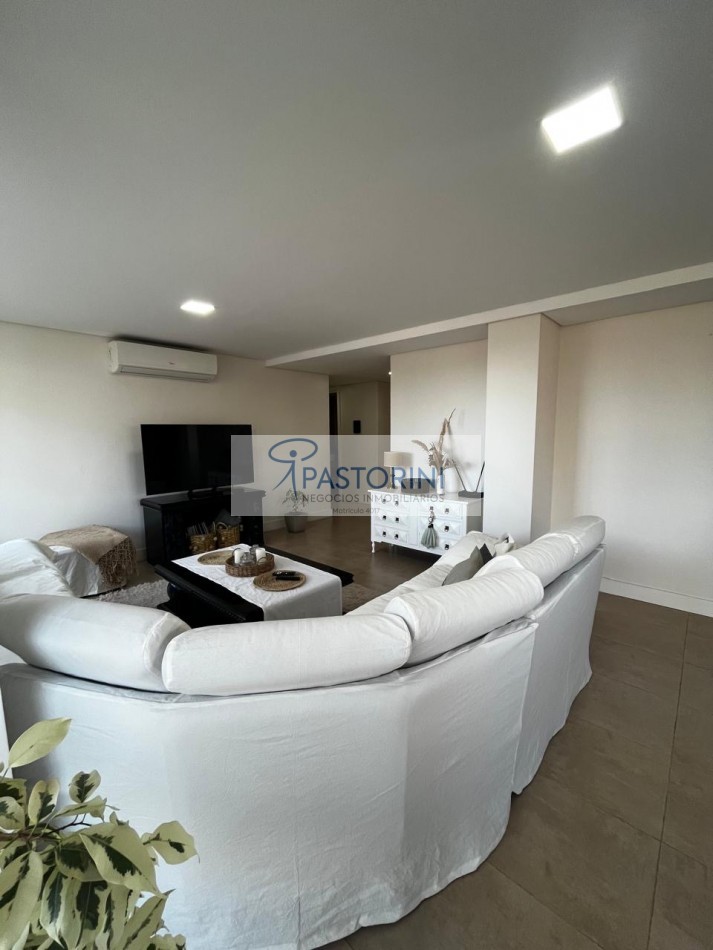 Importante Departamento 4 amb en Guemes
