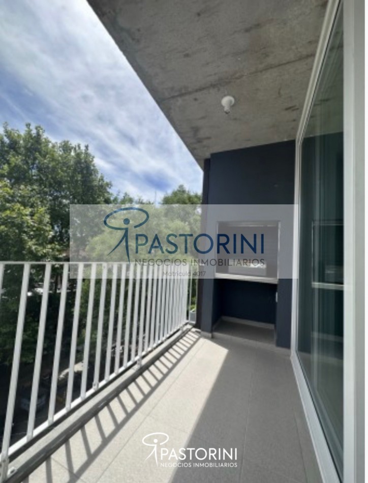 ALQUILAMOS MODERNO SEMIPISO de 2amb  con COCH en Plaza Mitre 