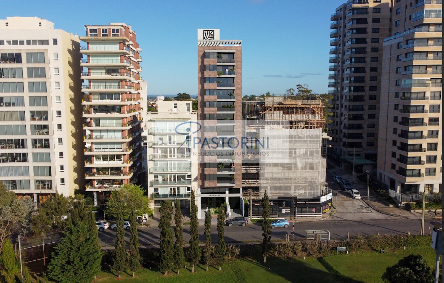 Piso en pozo en venta frente al golf...frente al mar