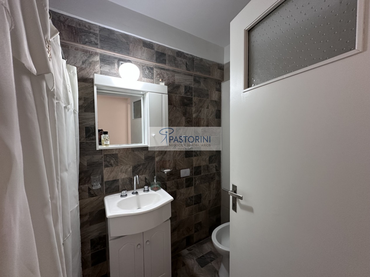 Impecable 2amb con balcon en Maral 33 - Plaza Colon 