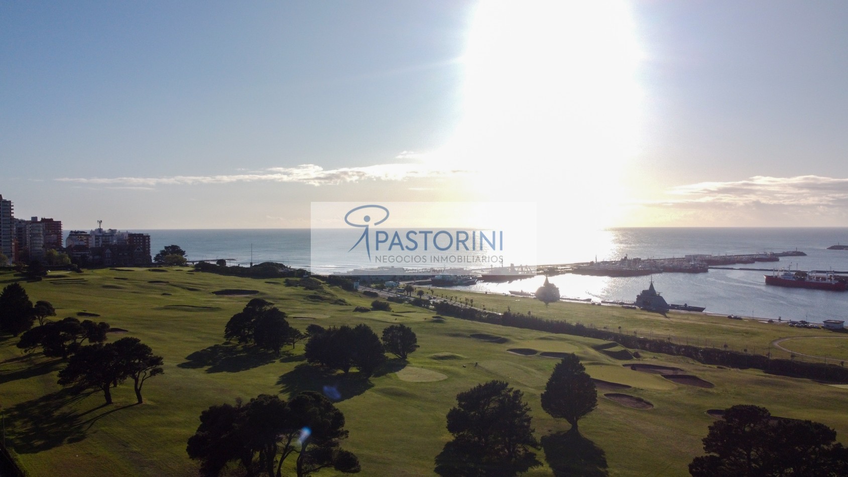 Piso en pozo en venta frente al golf...frente al mar