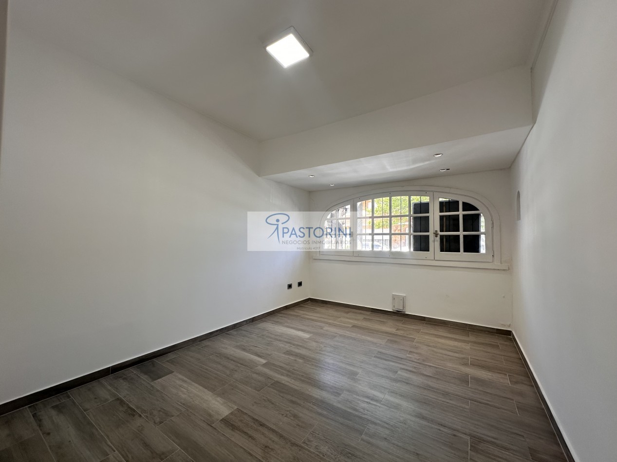 Alquilamos ideal centro de oficinas y/o consultorios