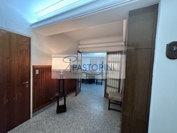 AMPLIO DPTO 3 AMB EN VENTA  + DEPENDENCIA en el CENTRO 