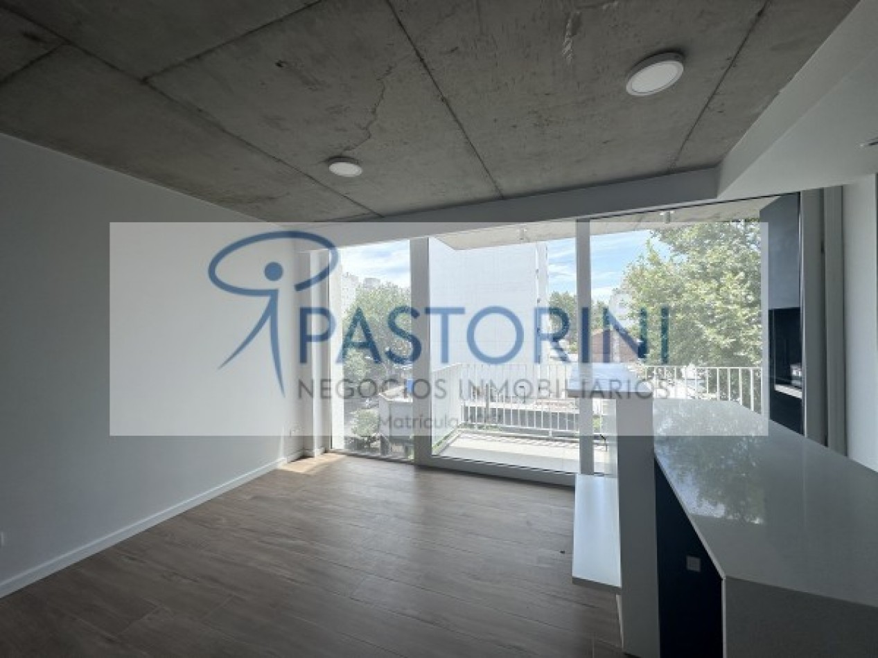 SEMIPISO a ESTRENAR de 2amb en Plaza Mitre con COCHERA