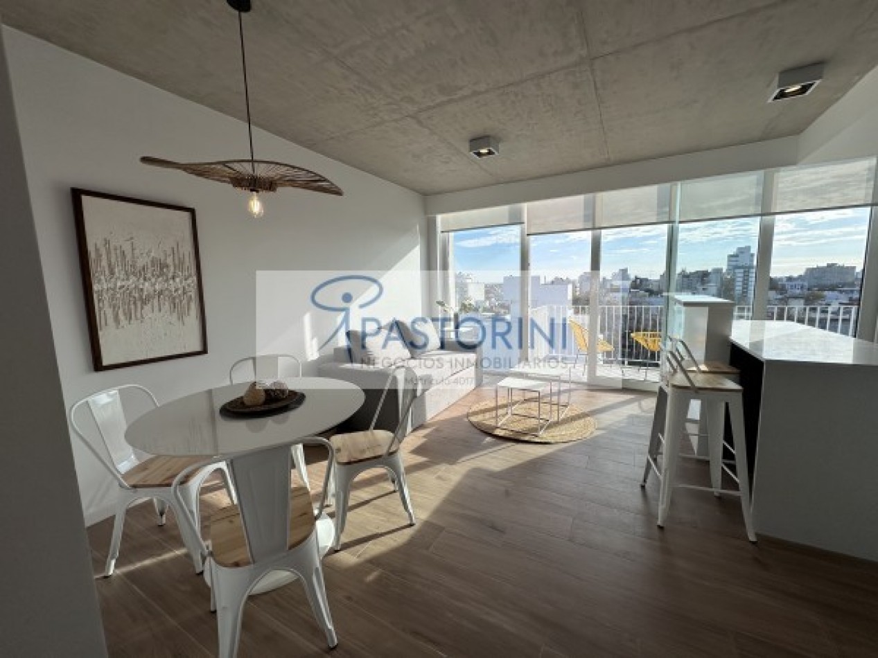 ALQUILAMOS SEMIPISO a ESTRENAR de 2amb en Plaza Mitre con Cochera +Terraza Privada y Baulera