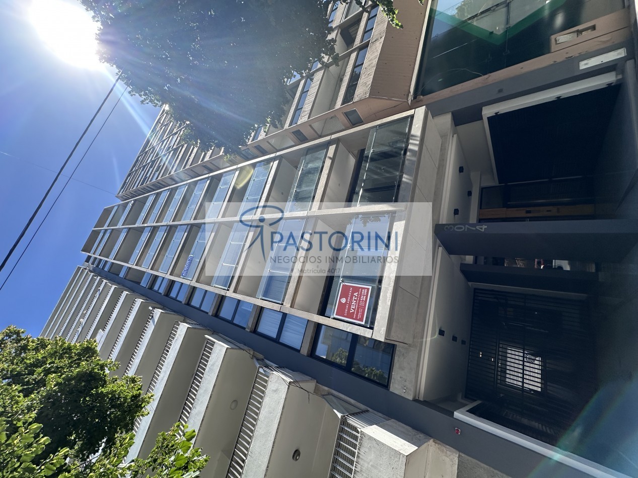 Moderno Departamento en Duplex en Plaza Mitre con COCH y baulera