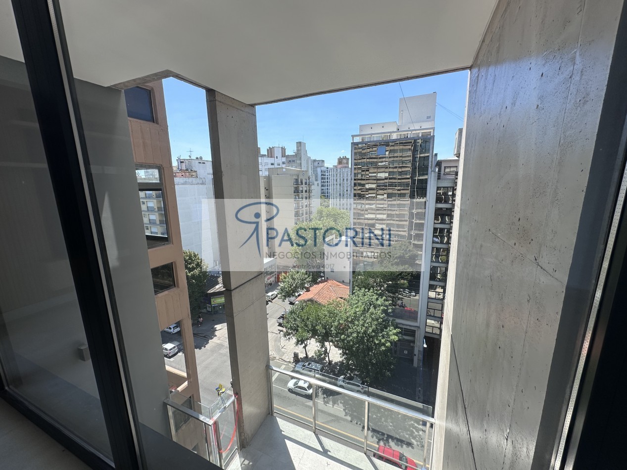 Moderno Departamento en Duplex en Plaza Mitre con COCH y baulera