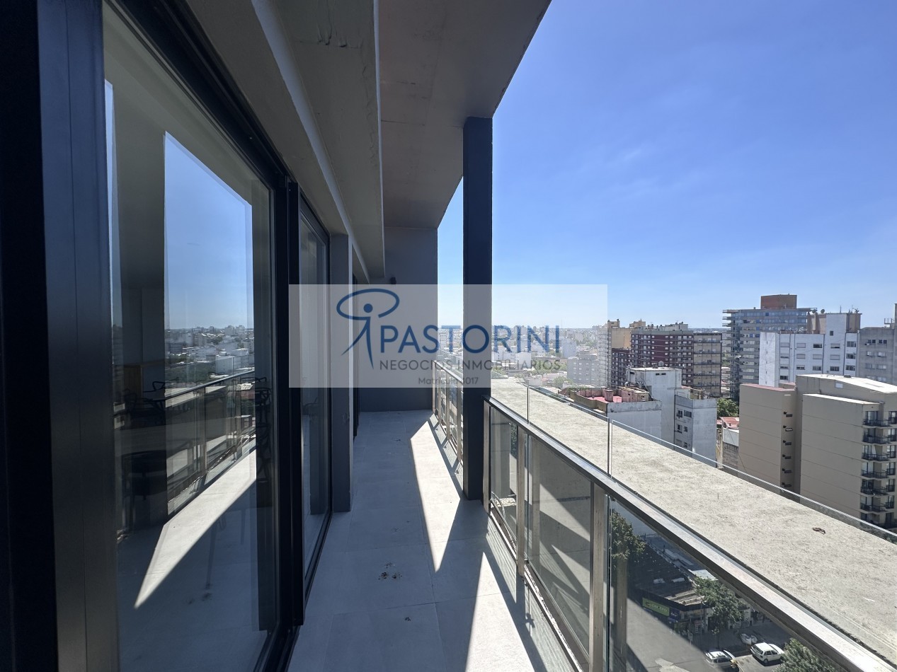 Moderno Departamento en Duplex en Plaza Mitre con COCH y baulera