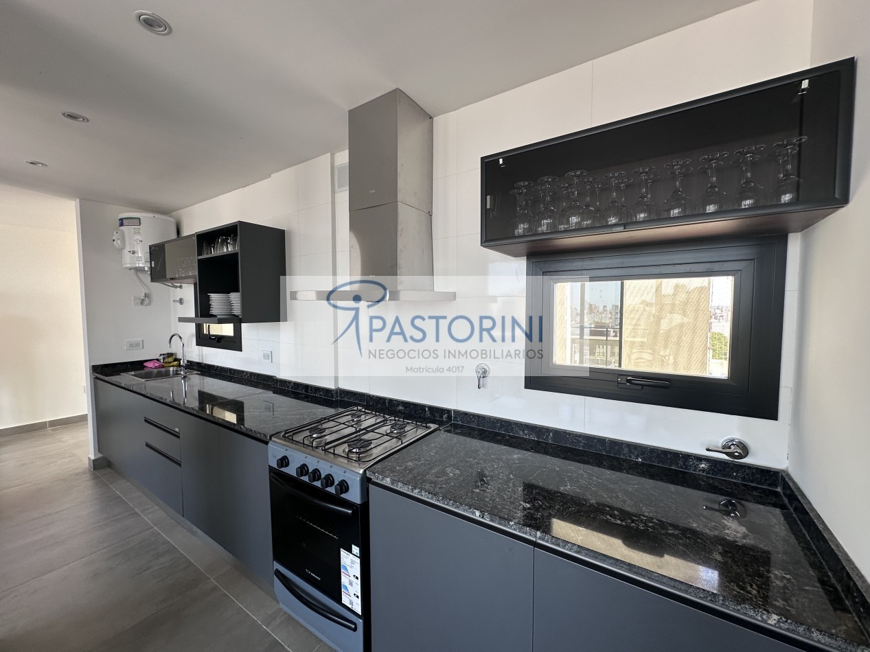 Moderno Departamento en Duplex en Plaza Mitre con COCH y baulera
